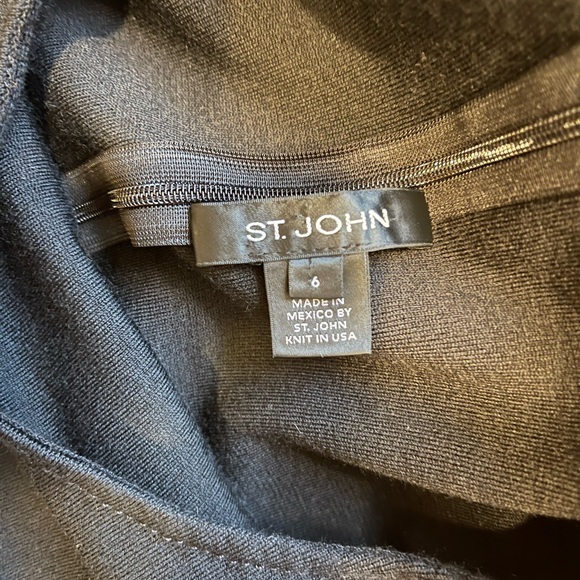 St. John SZ 6 Black Peplum 3/4 Length Sleeve Top! - Picture 6 of 14